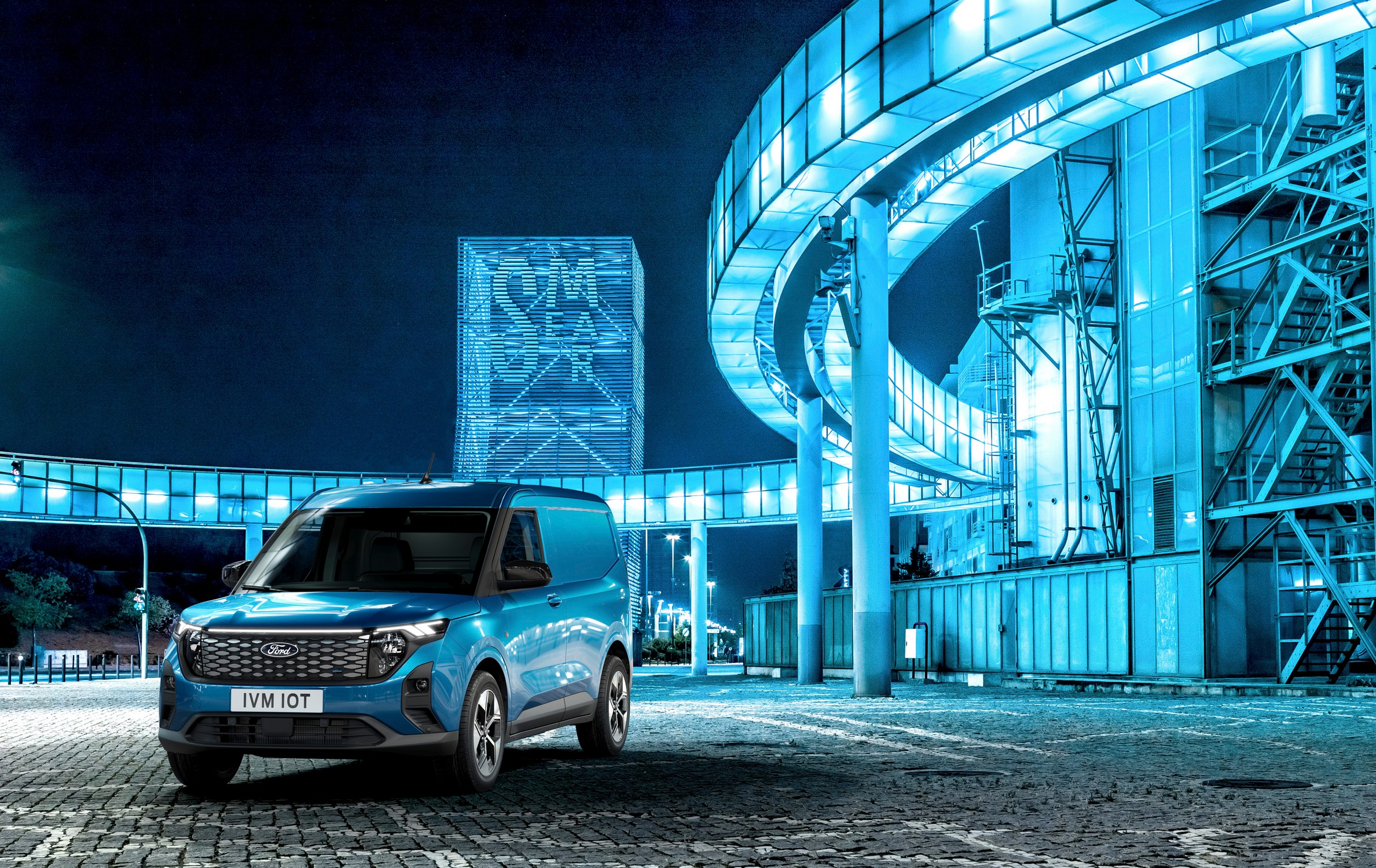 E-Transit Courier