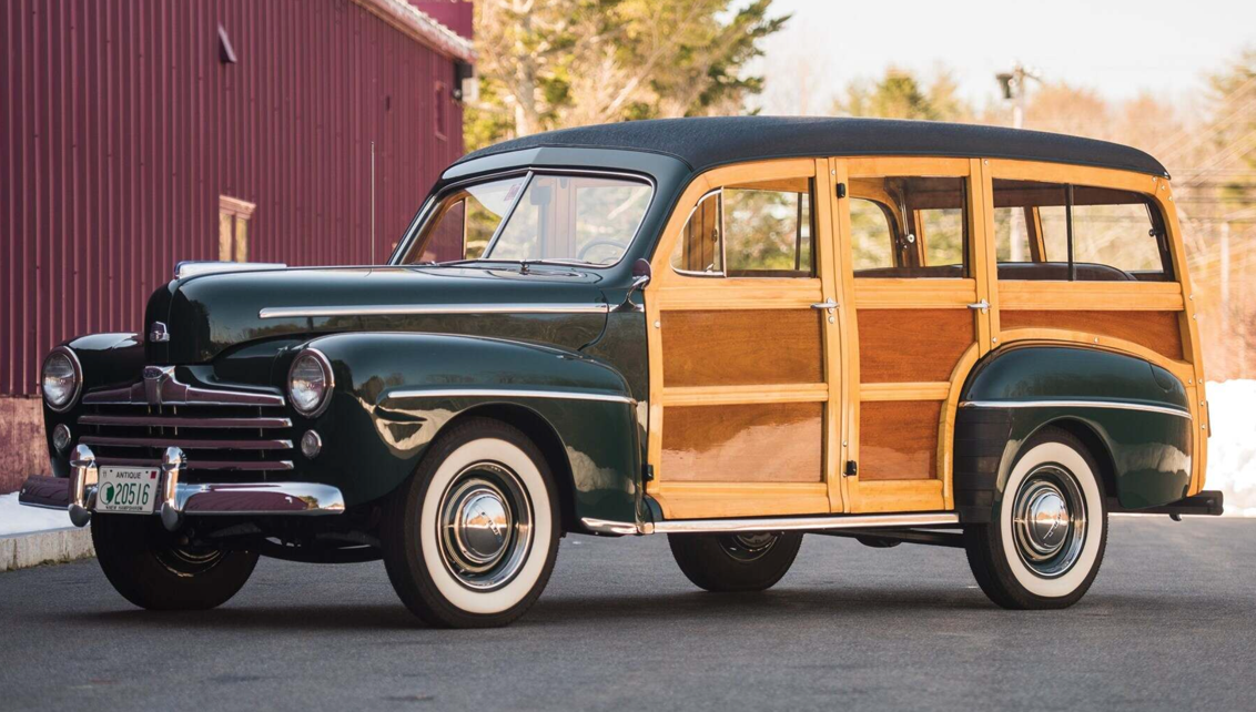 Ford Super Deluxe Custom Woody Wagon (1947)