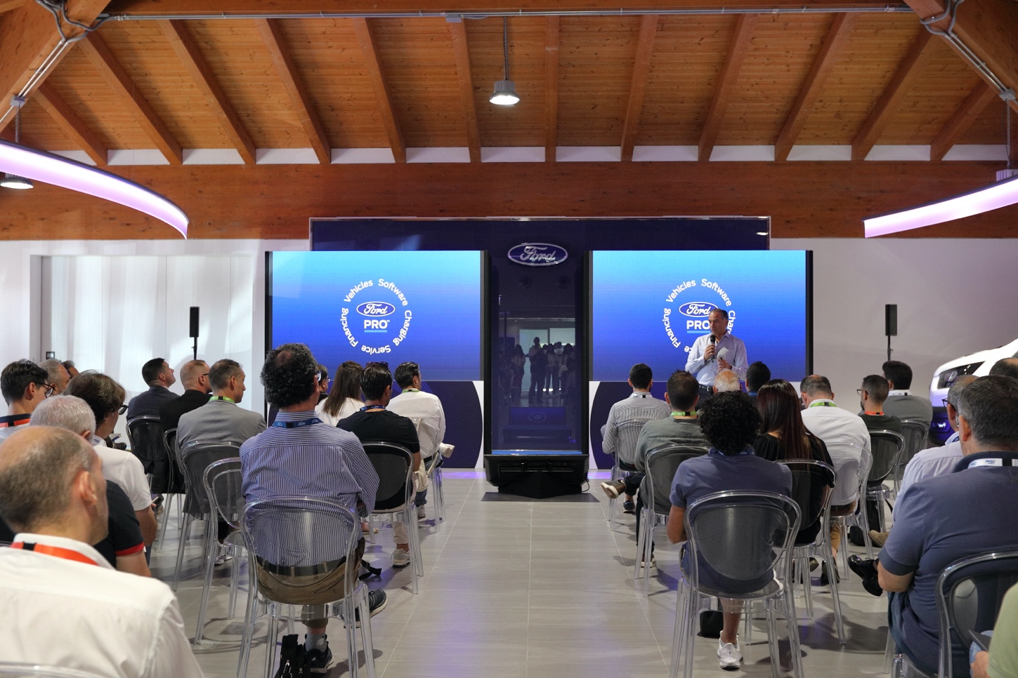 Parte Ford Pro Event: 
