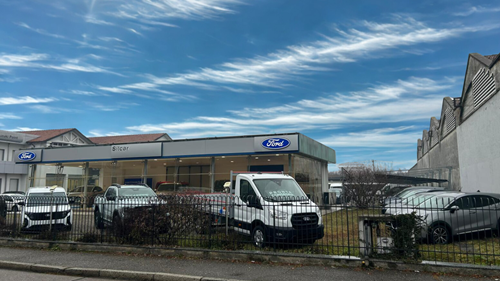 Ford Silcar Gallarate esterno
