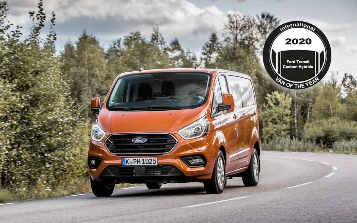 Ford Transit Custom è International Van of the Year 2020! Ford Ranger è International Pick-up Award 2020!